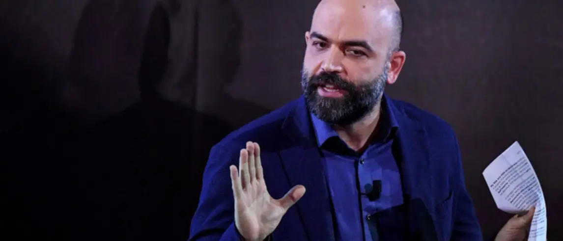 Saviano affonda la Gintoneria: «Come nei night della ‘Ndrangheta, tra champagne e cocaina si nasconde il vero business»\n