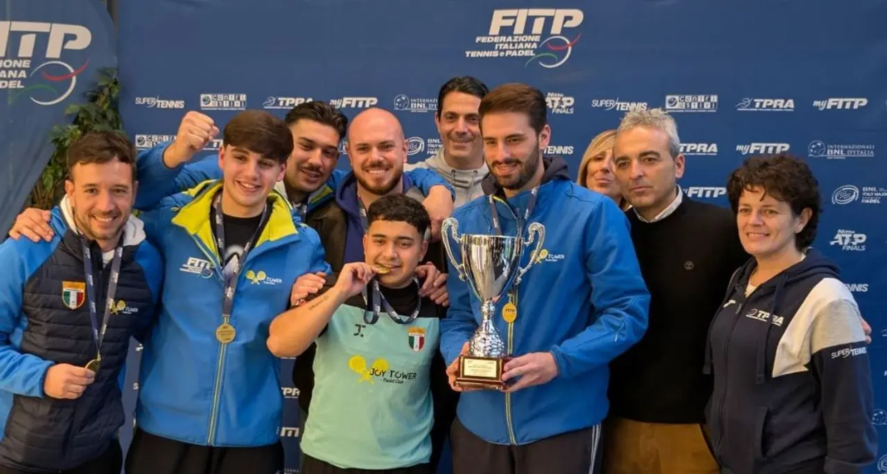 Winter Cup Padel: il Joy Tower Padel Club di Gioia Tauro trionfa nella finale nazionale. Il vicesindaco Parrello «Orgoglio per la comunità»\n