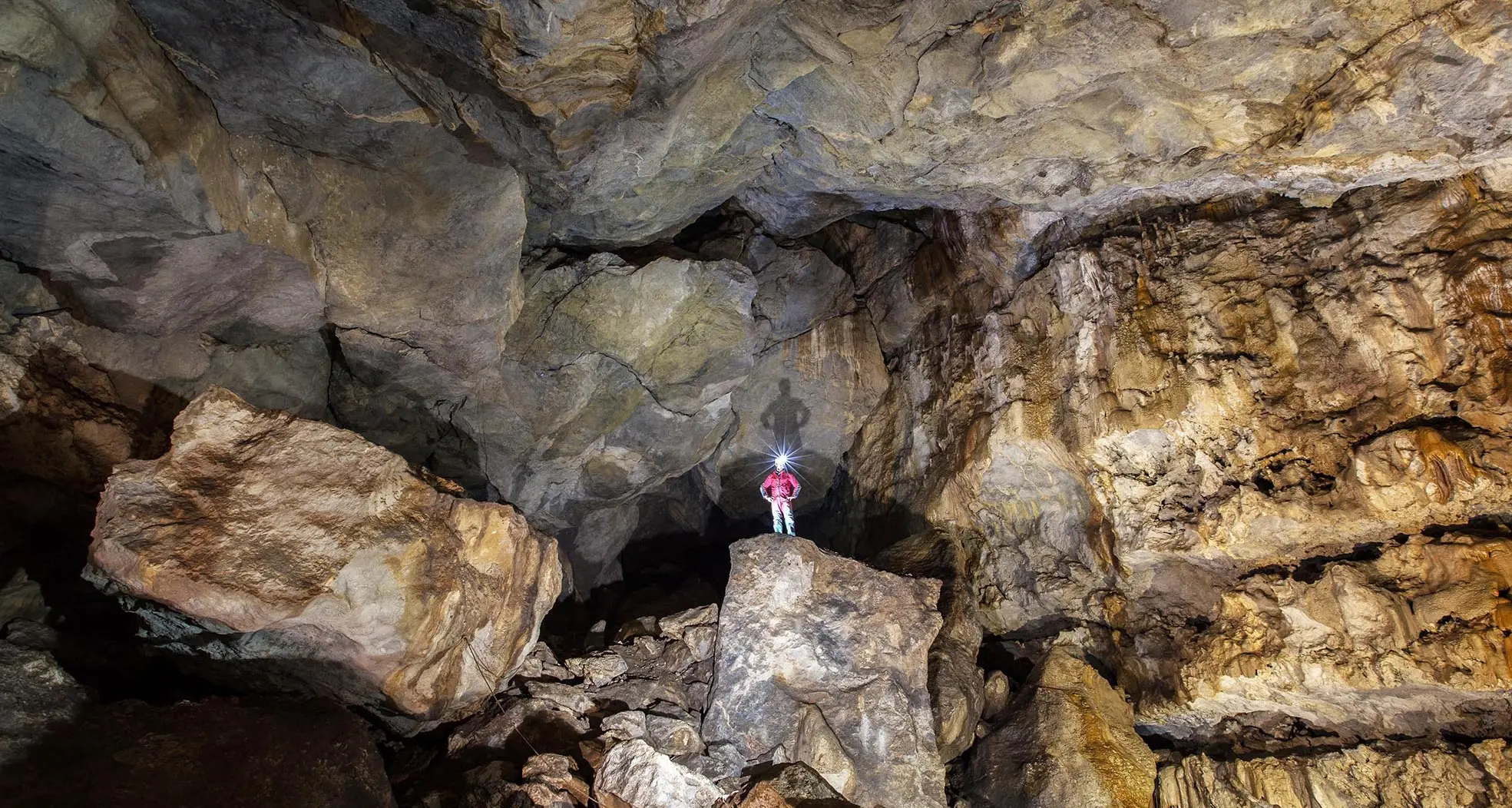 Riaprono al pubblico le Grotte di Sant’Angelo a Cassano: visite guidate gratuite per festeggiare la rinascita\n