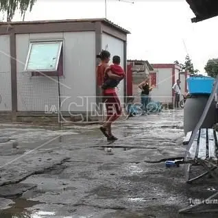 Campo rom di Scordovillo, riunione in Prefettura: «Vicini alla soluzione, avvio bonifica prima dell’estate»