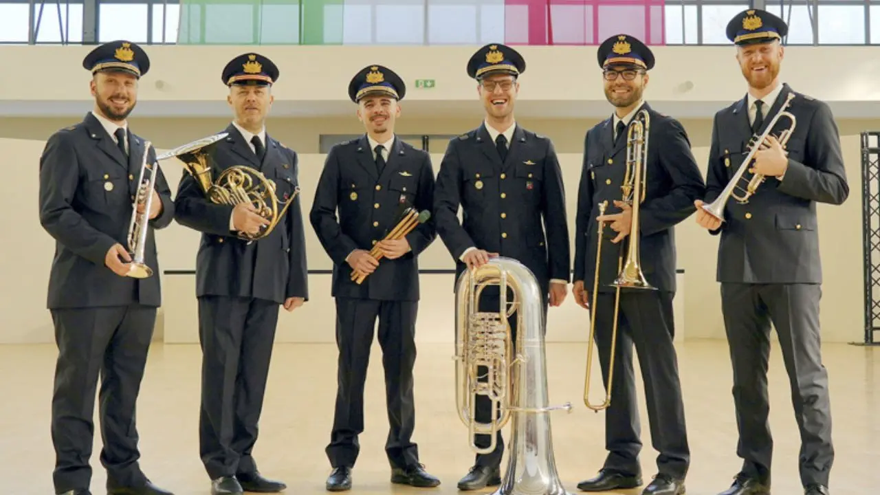 La banda musicale dell’aeronautica militare ad Acri: concerto a Palazzo Sanseverino-Falcone