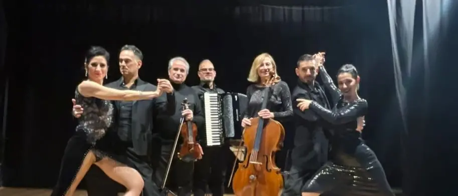 El Tango Show, la passione argentina sul palco del Teatro Rendano di Cosenza\n