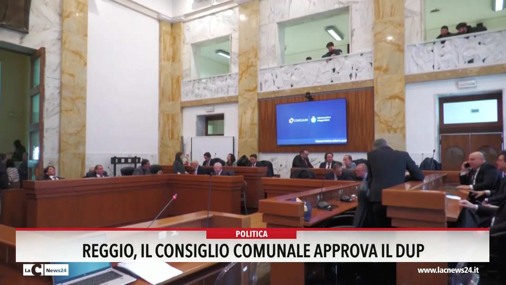 Reggio, il consiglio comunale approva il Dup