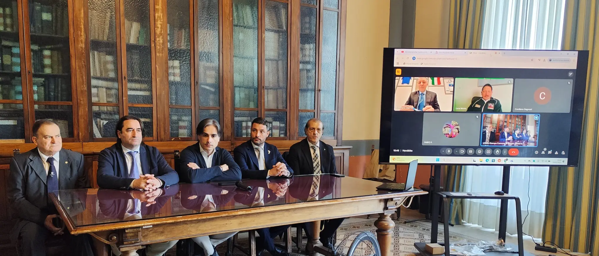 Ciclismo paralimpico, al via da Reggio Calabria la prima tappa del Giro Handbike\n