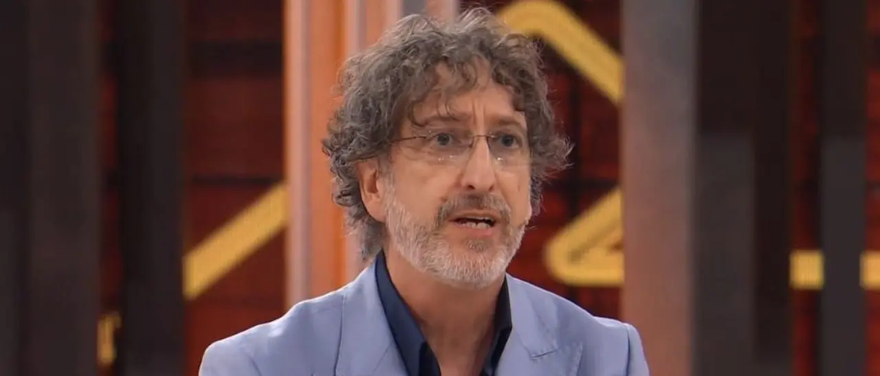 Il presentatore e conduttore radiofonico calabrese Luigi Grandinetti protagonista ad “Avanti un altro”: l’ultima domanda gli costa 46mila euro\n