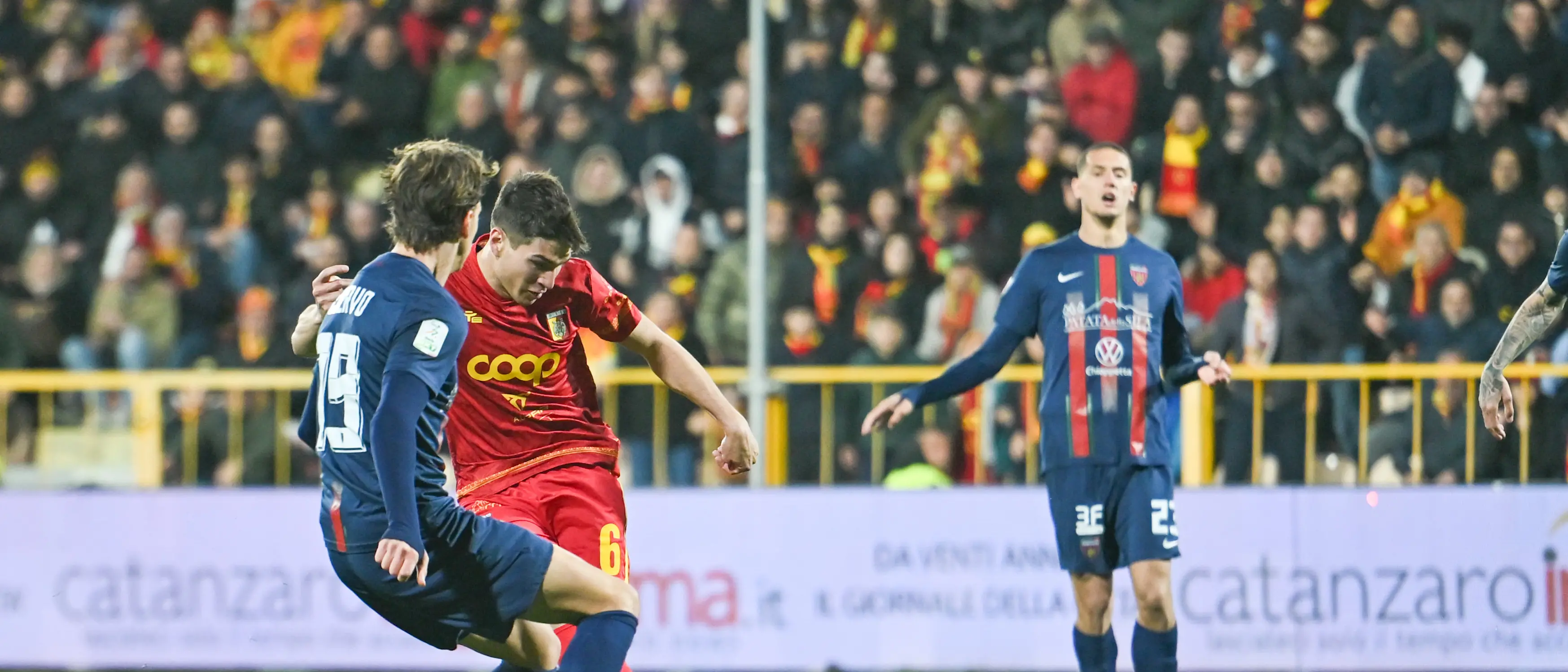 Serie B,\u00A0la classifica dell'anno solare:\u00A0Catanzaro da promozione diretta in A, mentre il Cosenza... sempre nelle retrovie\n