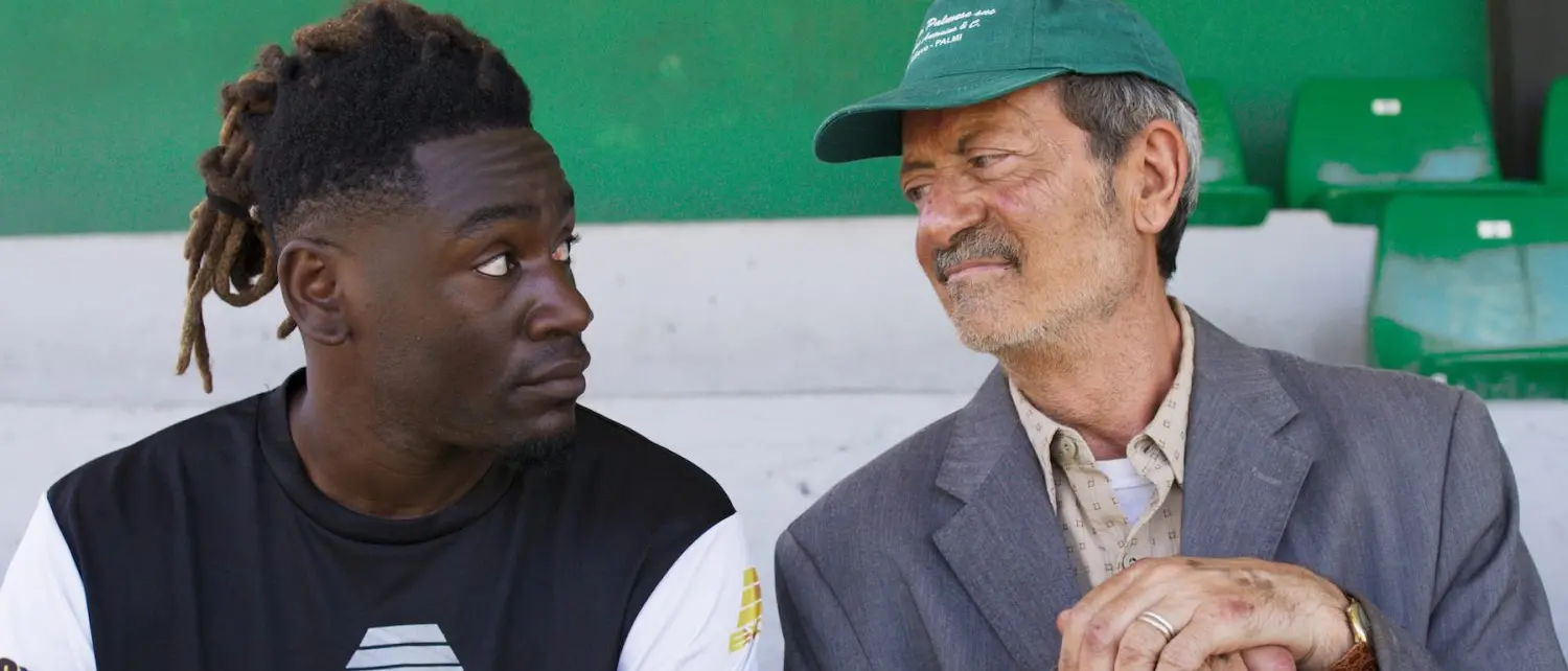 \"U.S. Palmese\" al cinema, i Manetti Bros fanno gol: Papaleo e il calcio di provincia riscrivono la commedia italiana\n