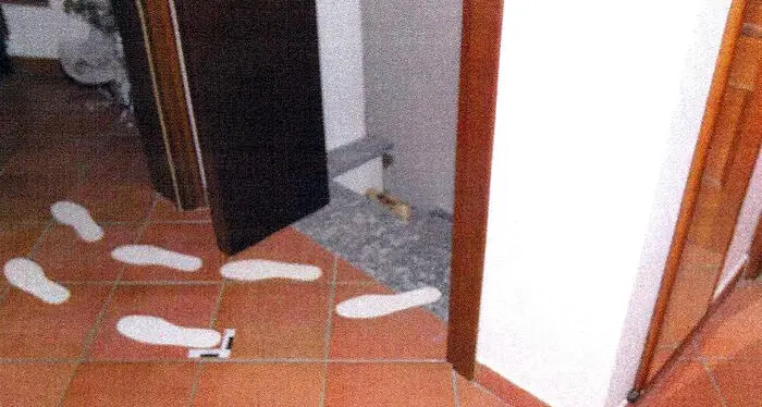Delitto di Garlasco, i misteri mai risolti e le domande non fatte: dai suicidi ai dettagli ignorati sulla scena del crimine