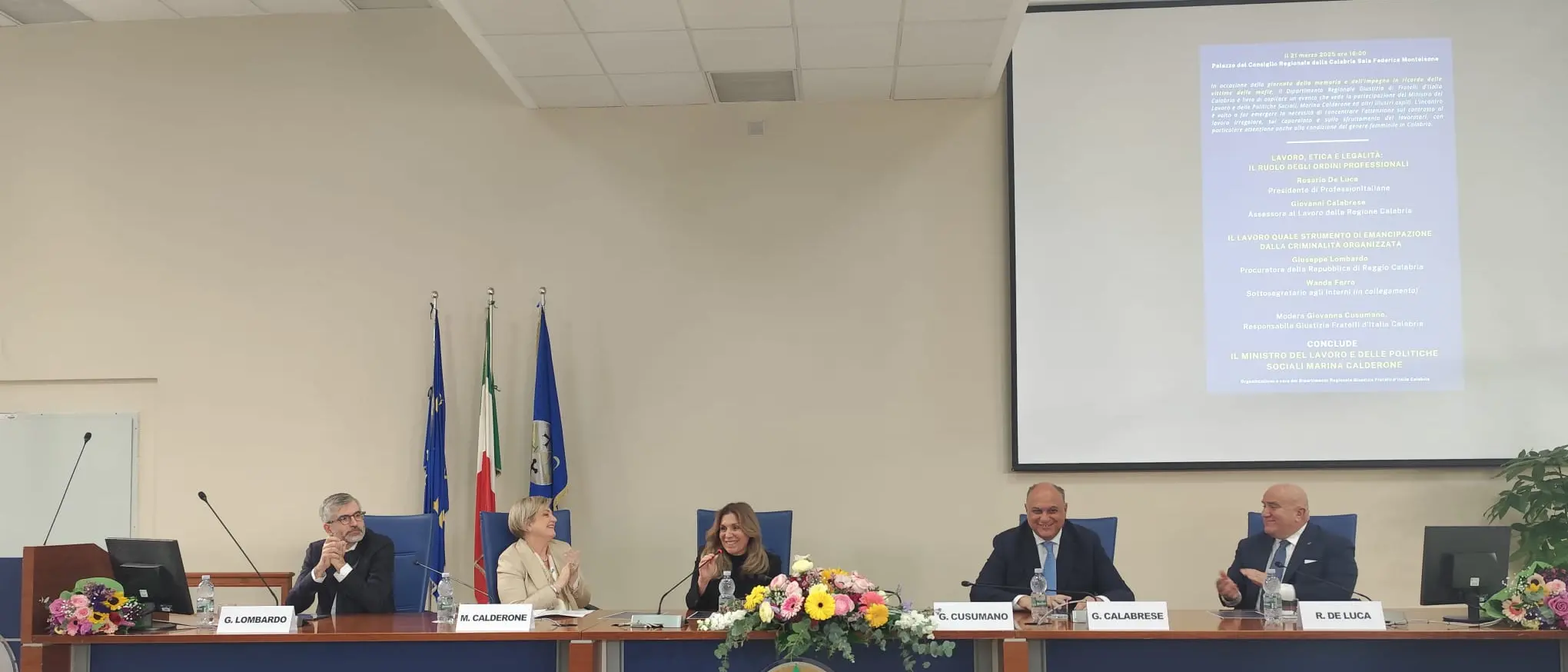 Il ministro Calderone a Reggio: «Impegnati a sostenere gli onesti contro mafia e lavoro irregolare»\n