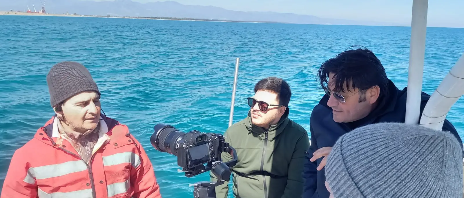 Pescatori di sardella in crisi, pesano l’inquinamento del mare e la mancanza di regole chiare\n