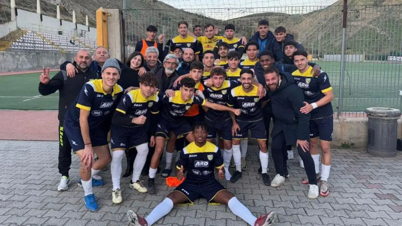 Promozione B, un caparbio Melito cede il passo alla Bovalinese per 0-2. Carella: «Solo noi in campo nonostante l'inferiorità numerica»