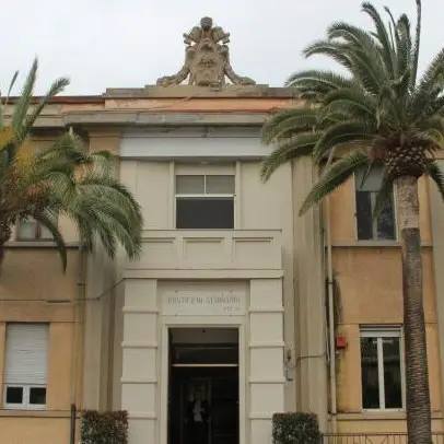 Il Seminario di Reggio Calabria depotenziato a favore di Catanzaro? La politica (ma non tutta) insorge contro le scelte dei vescovi\n