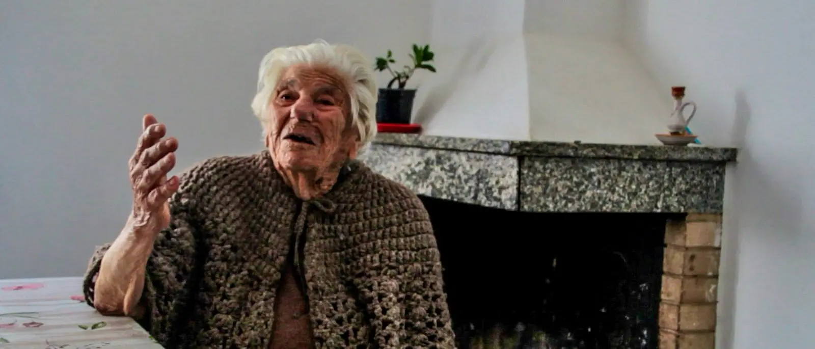 Il racconto di Francesca, cento anni tra guerra\u00A0e resistenza:\u00A0«Mussolini vietò il grecanico, parlarlo diventò\u00A0una vergogna»\n