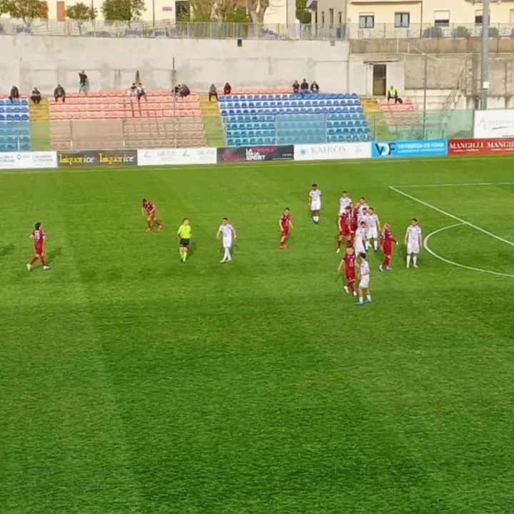 Vibonese-Acireale,\u00A0allo stadio\u00A0Razza succede tutto nel primo tempo: finale 1 a 1\n