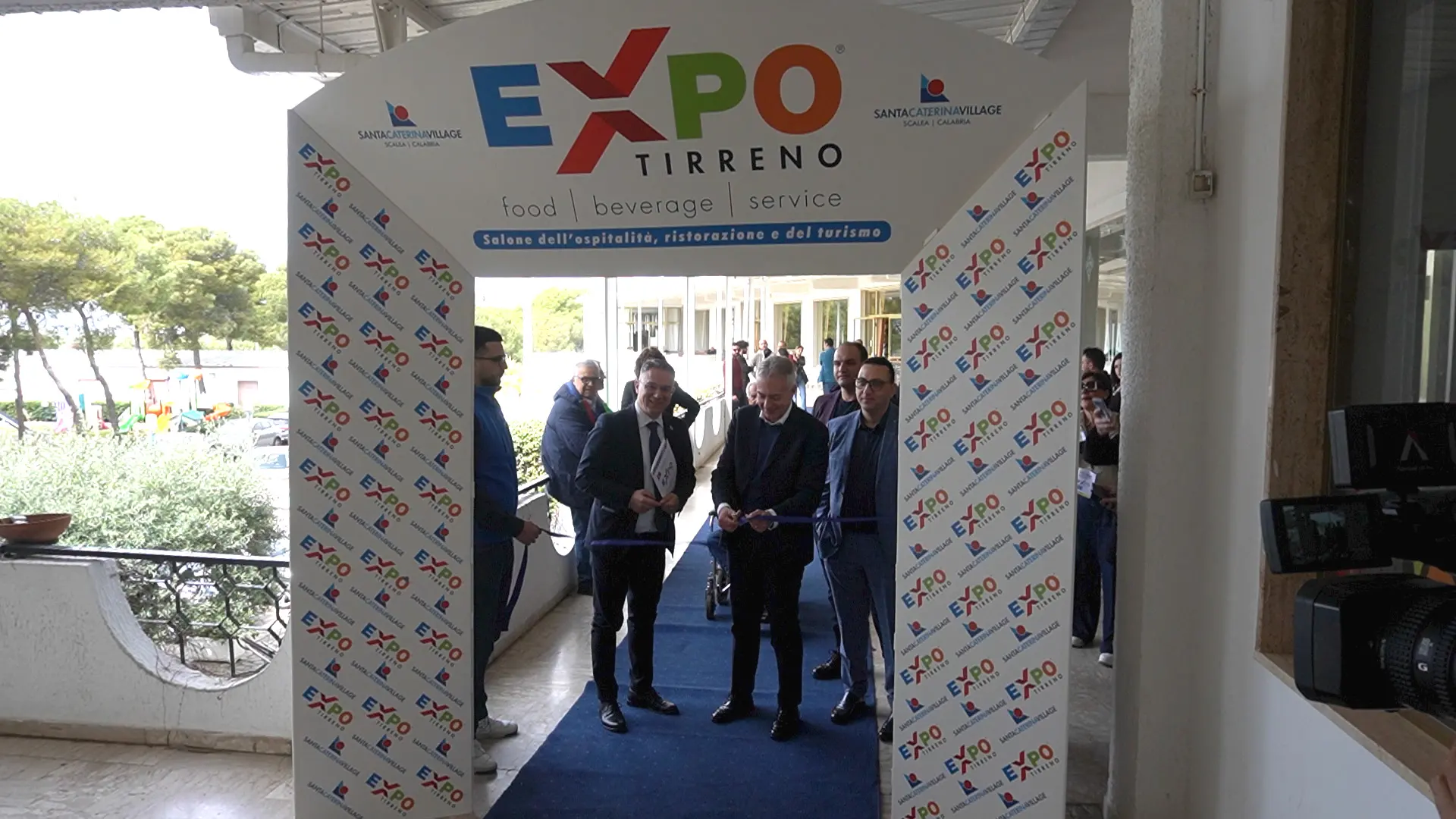 Scalea, l'assessore Gallo inaugura la sesta edizione dell'Expo Tirreno: «Una manifestazione che supporta le aziende più virtuose»\n