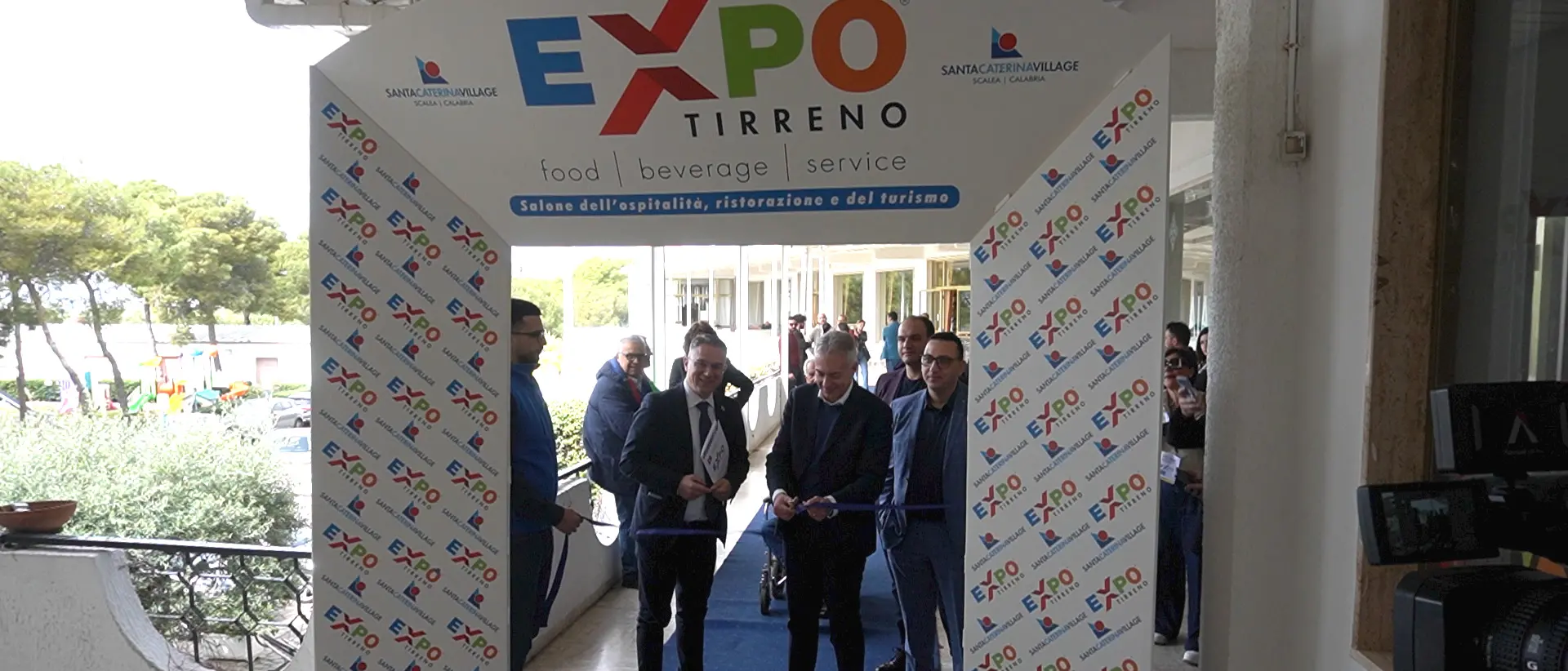 Scalea, l'assessore Gallo inaugura la sesta edizione dell'Expo Tirreno: «Una manifestazione che supporta le aziende più virtuose»\n
