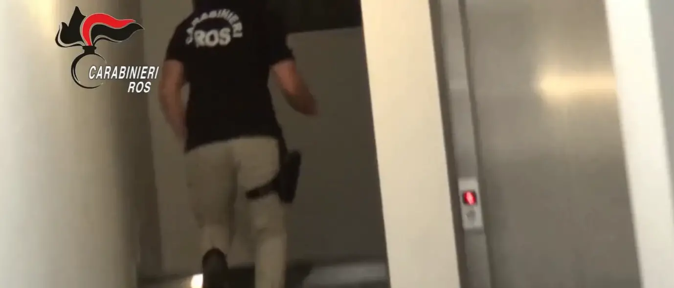 ’Ndrangheta, il tesoro dei clan di Isola Capo Rizzuto al Nord: 50 milioni finiti nelle casse della cosca\n