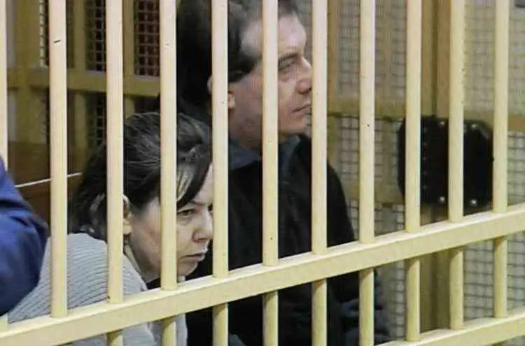 Strage di Erba, cala il sipario giudiziario: la Cassazione chiude la porta alla revisione del processo\n
