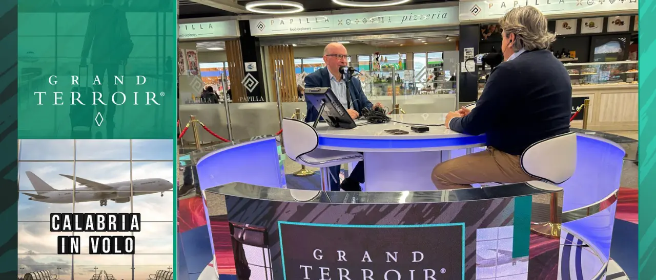 I panel test per degustare un olio extravergine d'oliva: Rosario Franco ospite di Calabria in Volo