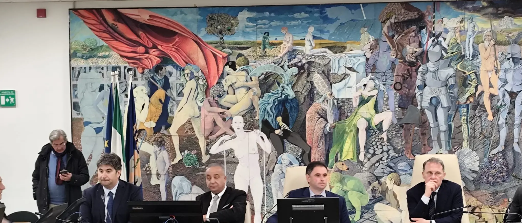 Piano Mattei, il viceministro Cirielli audito in Commissione Bilancio: «Calabria al centro del Mediterraneo»\n