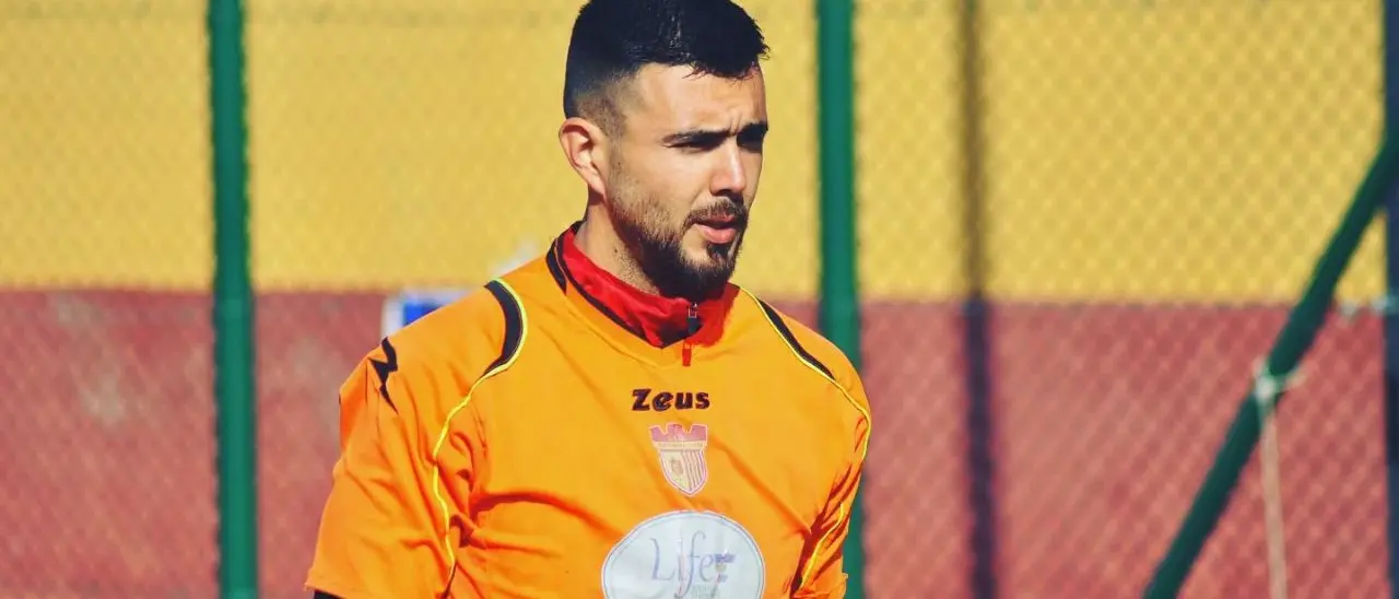 Eccellenza, l'Isola CR\u00A0si gode i guantoni e la leadership di Mercuri: «Ad agosto non avevo offerte, ma Gregorace ha subito creduto in me»\n