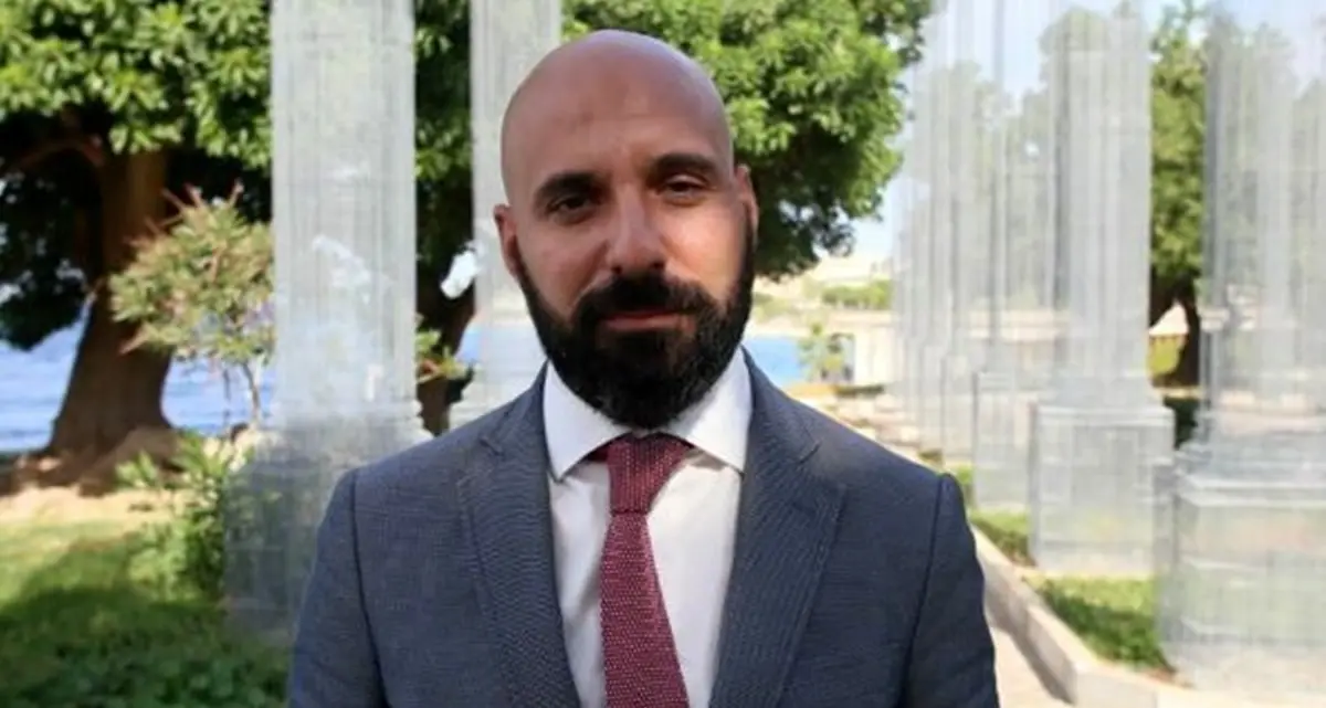 Primarie centrosinistra, Muraca scioglie le riserve: è il terzo candidato\n