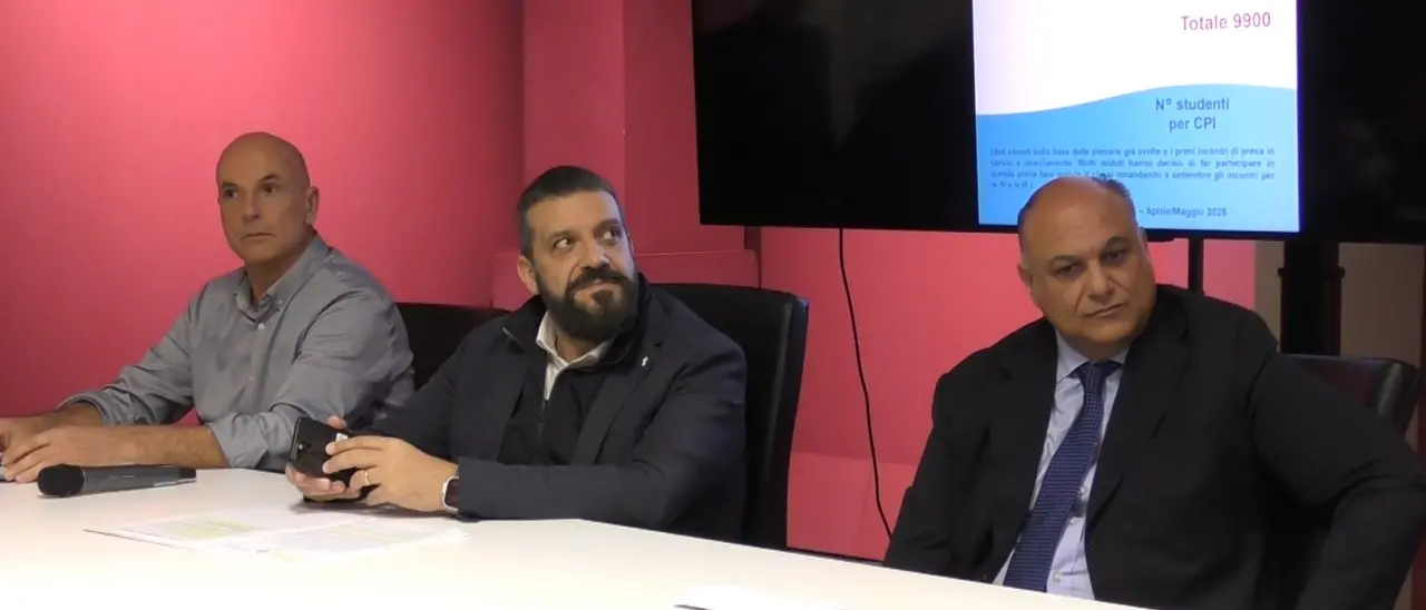 Aprire le porte del mondo del lavoro agli studenti, la Regione presenta il progetto: «Miriamo a coinvolgere 30mila giovani»\n