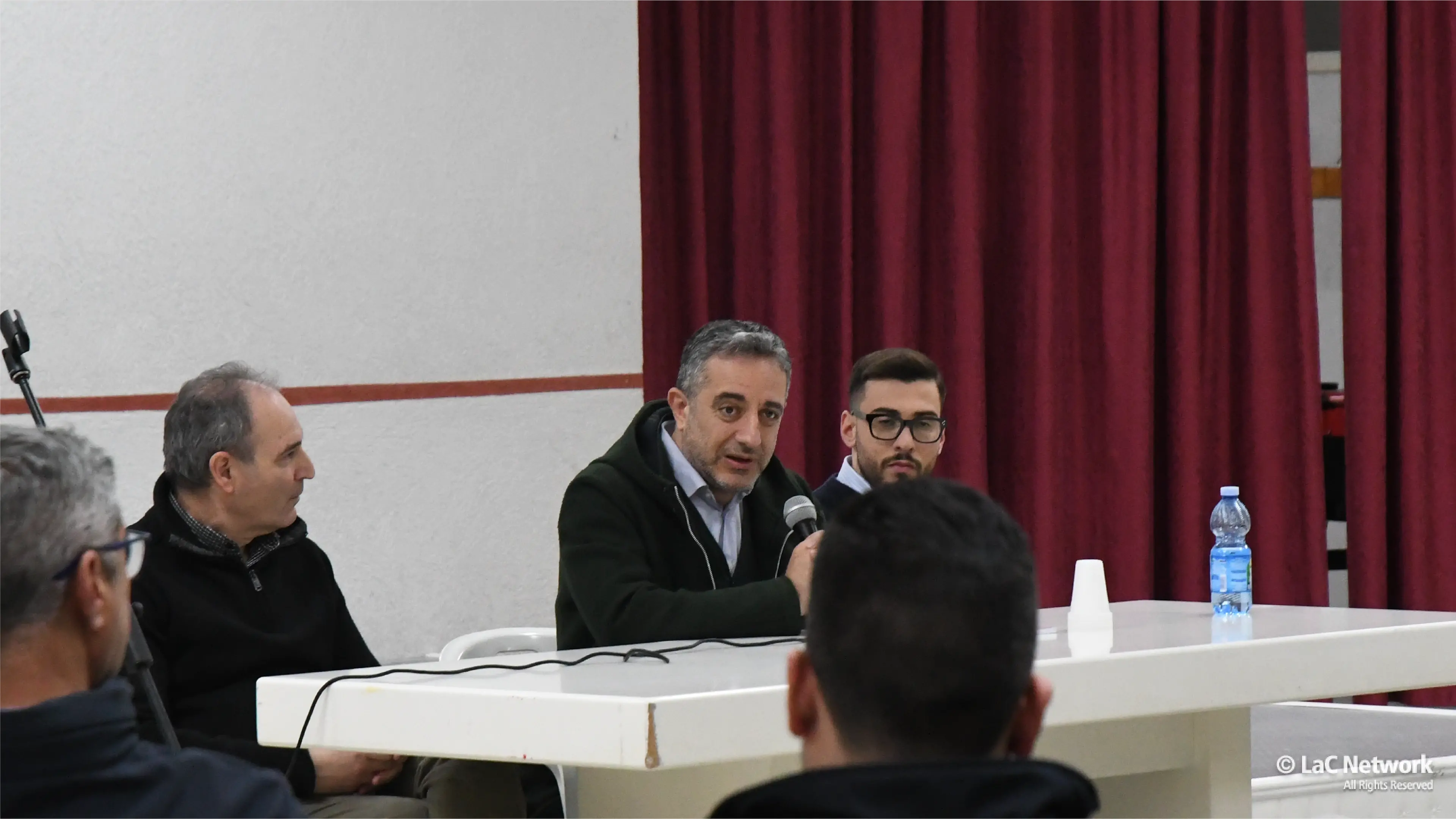 Cassano, il candidato a sindaco Iacobini incontra i giovani: «Non possiamo pensare al cambiamento senza di loro»