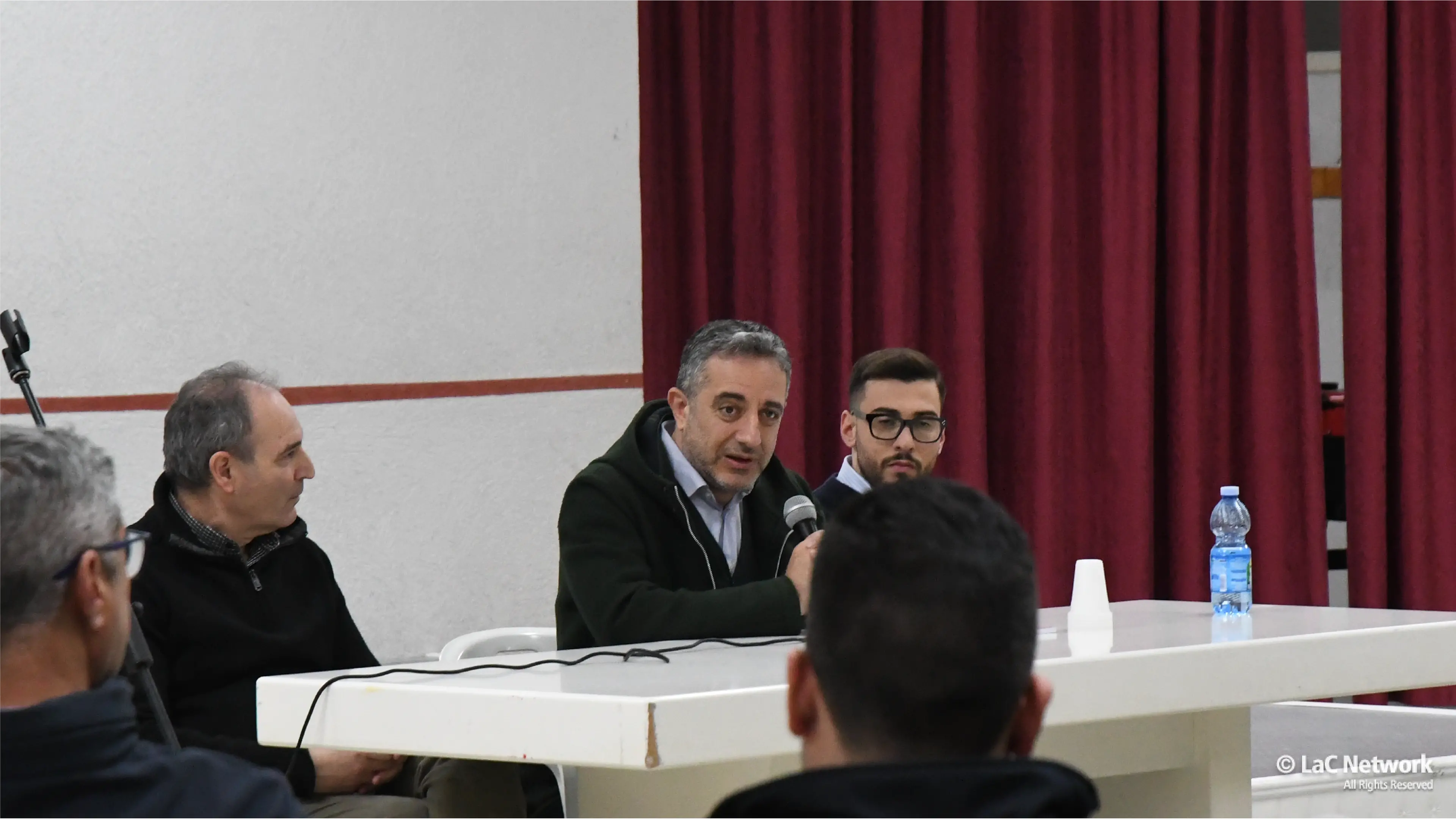Cassano, il candidato a sindaco Iacobini incontra i giovani: «Non possiamo pensare al cambiamento senza di loro»