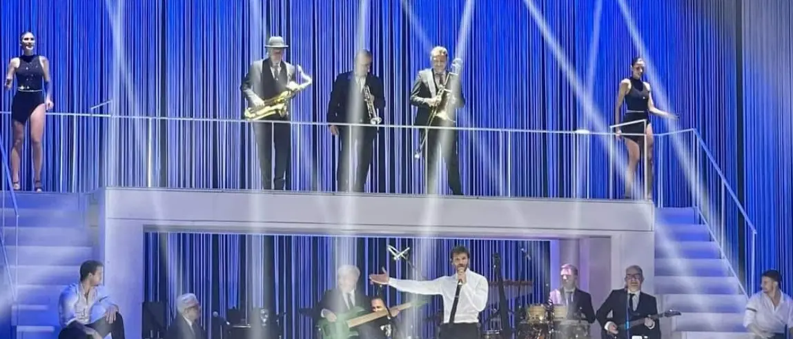 Meglio stasera, lo show del ballerino e conduttore Stefano De Martino approda a Lamezia\n