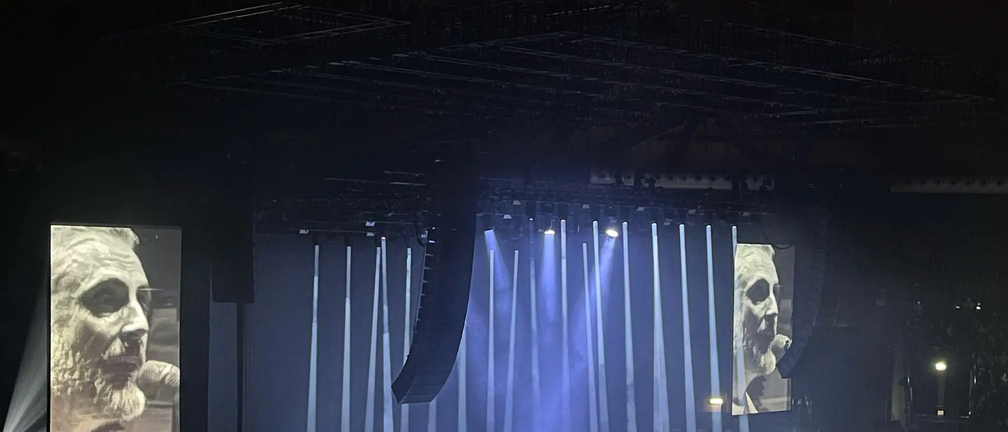 In 15mila a Bologna per il concerto di Brunori:\u00A0«Mio padre era romagnolo ma scelse la Calabria, ci aveva visto lungo»\n