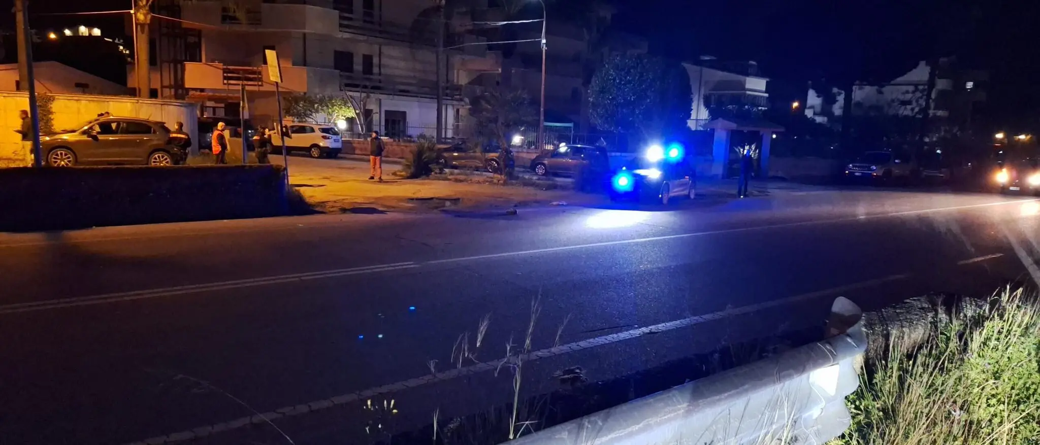 Tragedia sulla statale 106 a Bovalino: 49enne falciato da un’auto mentre attraversava a piedi\n
