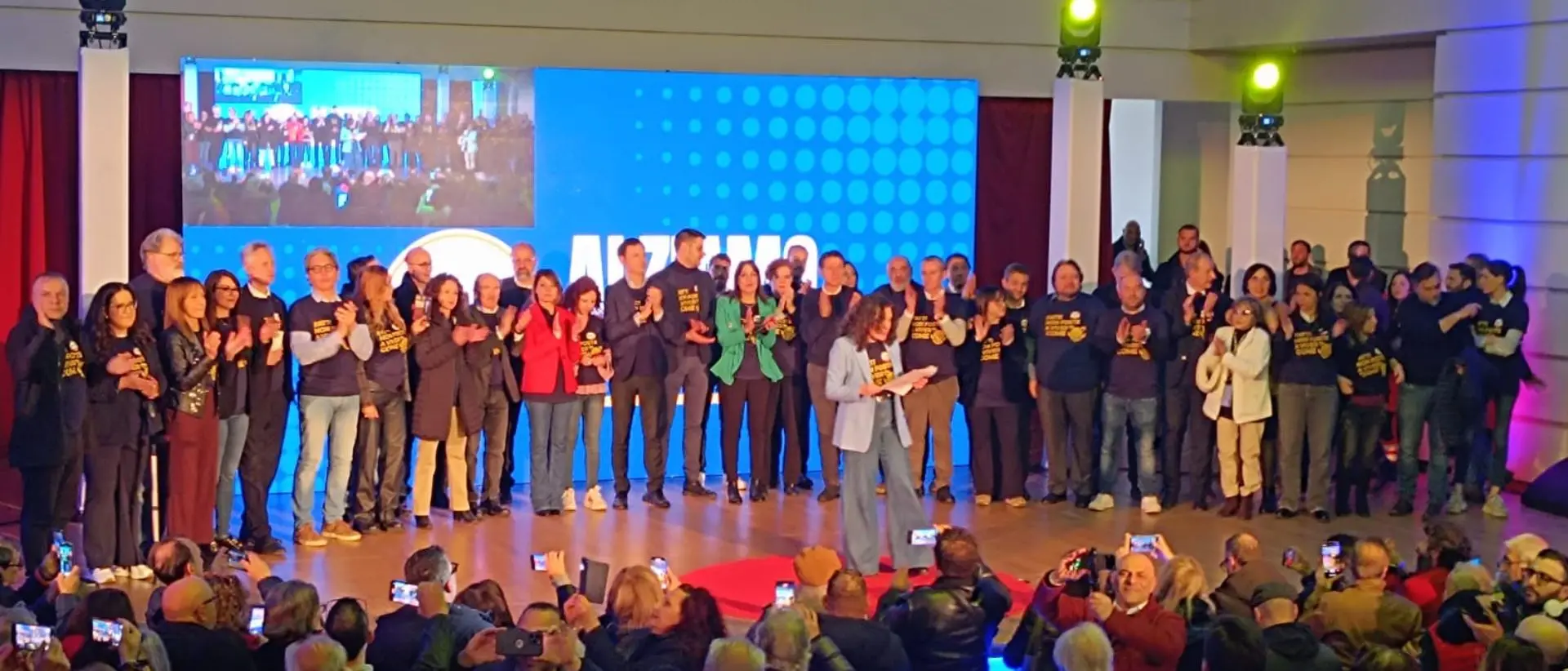 «Manifestare nell’Auditorium a Cosenza non è stata una scelta vigliacca». Ma a qualcuno nel M5s non piace la stampa libera\n