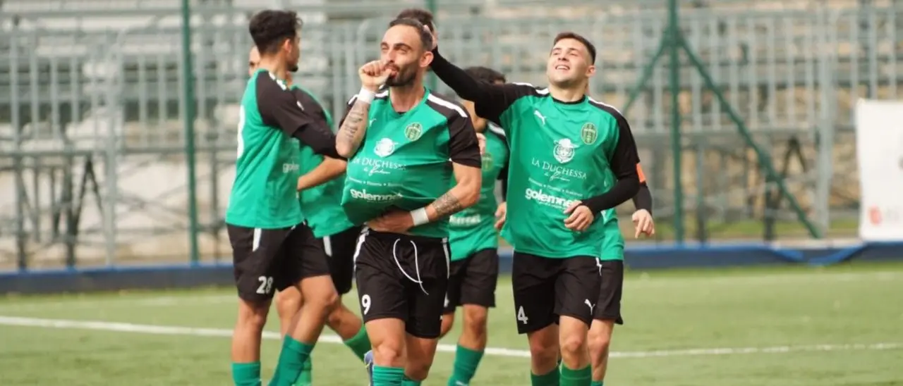Eccellenza, la Palmese batte 3-1 il Castrovillari e rimane attaccata al treno play off. Bracco: «Vorremmo farci questo regalo»