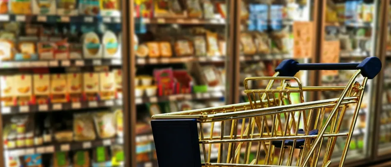 Lamezia Terme, sciopero al Conad dei Due Mari:\u00A0continua la protesta per gli stipendi in ritardo\n