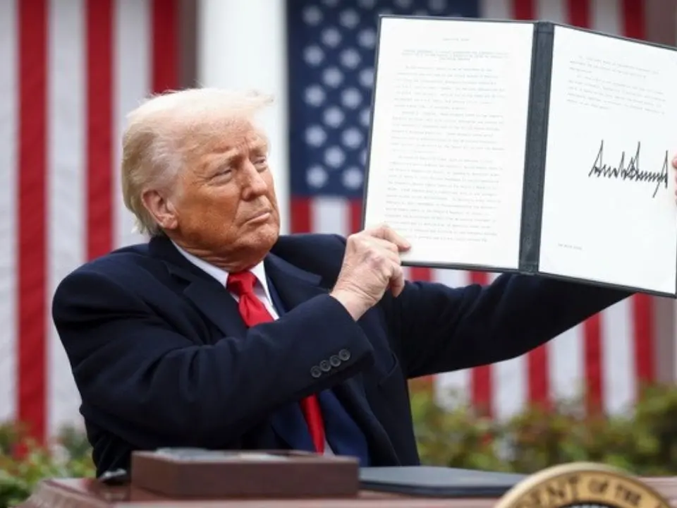 Trump rilancia la guerra dei dazi al 30%. A rischio l’export delle regioni del sud