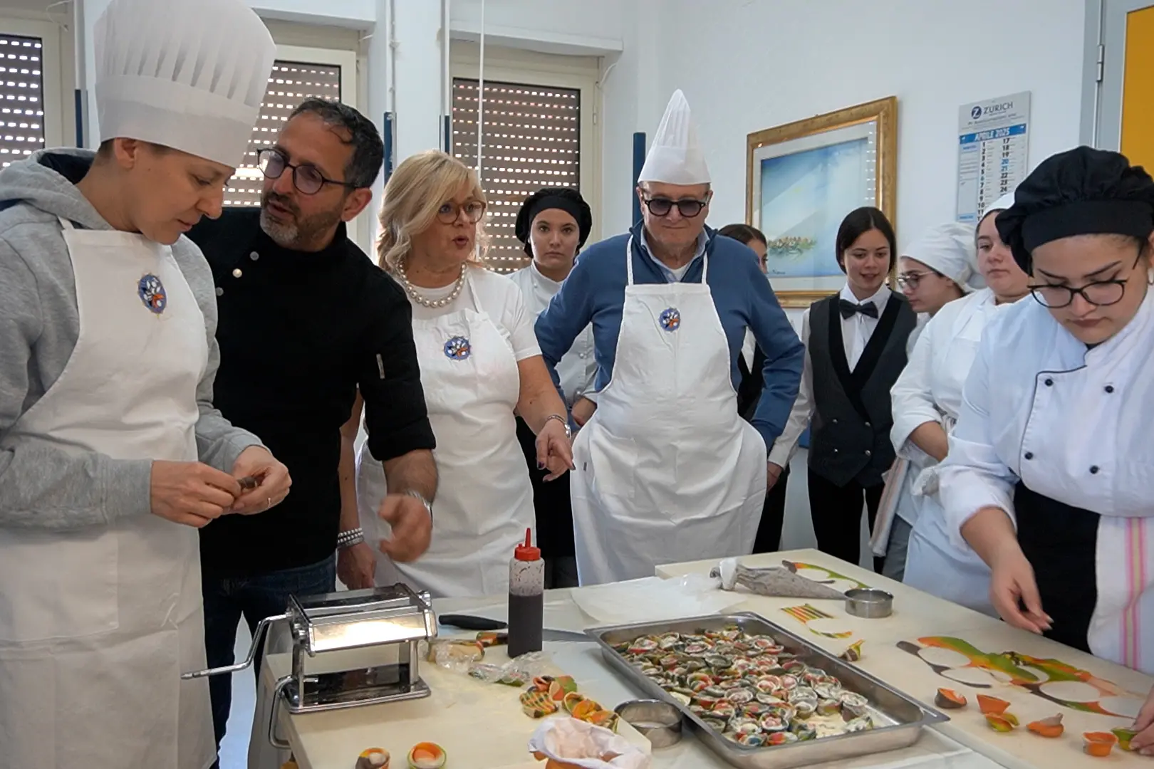 <p>Un momento dell&#39;evento nel reparto di Oncologia dell&#39;ospedale di Paola</p>\\n