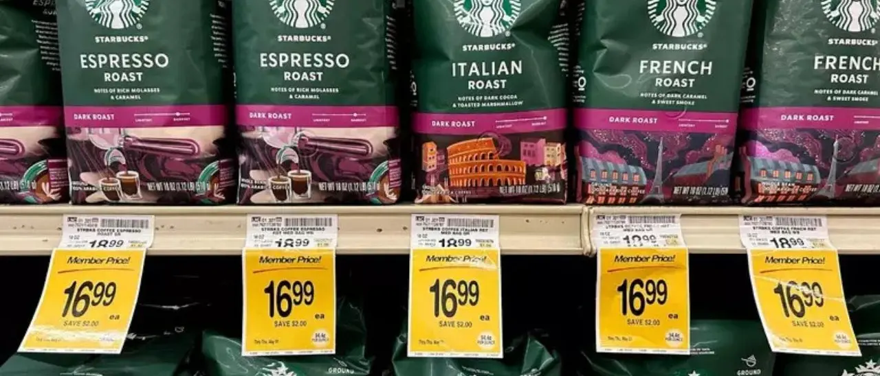 Stati Uniti, da oggi in vigore i dazi del 10% sull’import\n