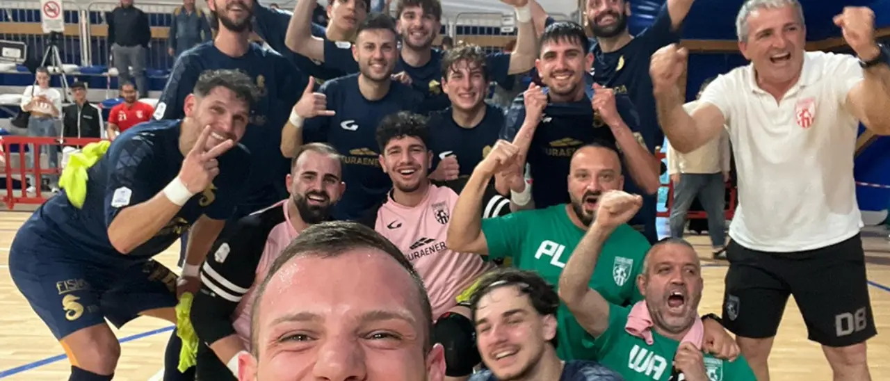 Soverato Futsal nella storia: la “matricola” vince il girone D del torneo di A2 e conquista la promozione in Élite