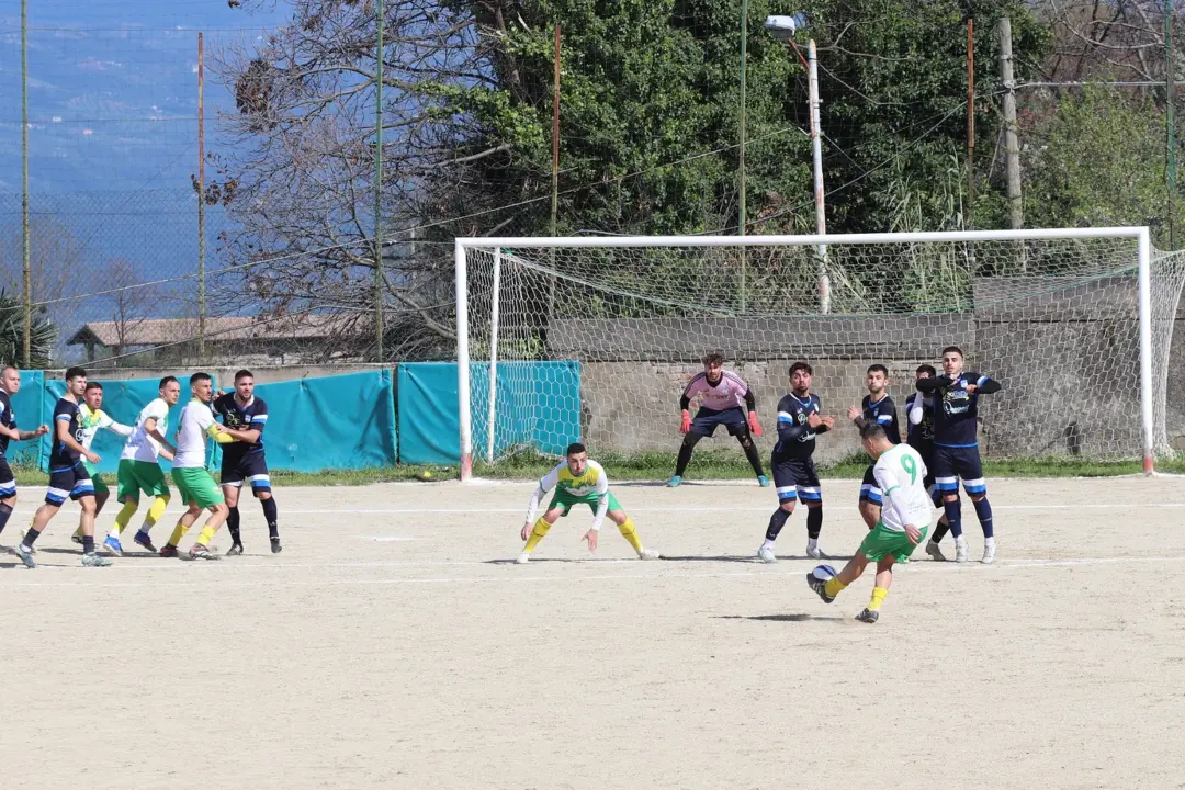 <p>26&deg; turno in Prima categoria (foto Mammolito)</p>\\n