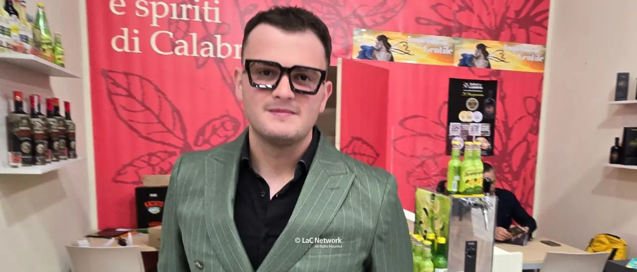 Il Vinitaly arricchito dai profumi inconfondibili del bergamotto: anniversario importante per l’azienda La Spina Santa\n