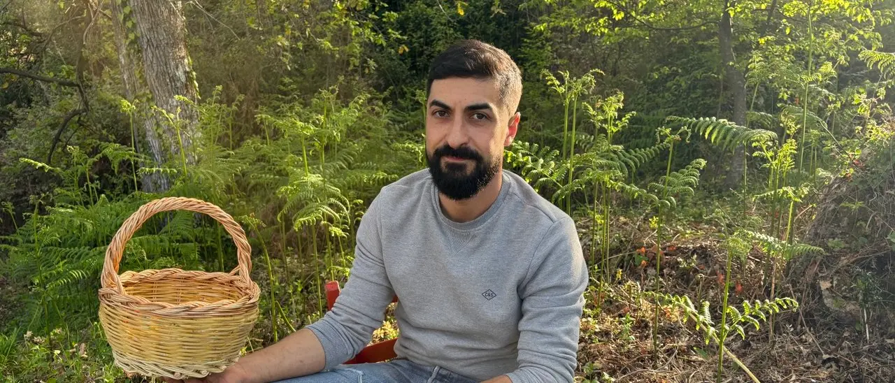 Andrea Perrotta, il cestaio di Cerisano che tiene viva la tradizione:\u00A0«Intreccio per salvare la memoria della mia terra»\n