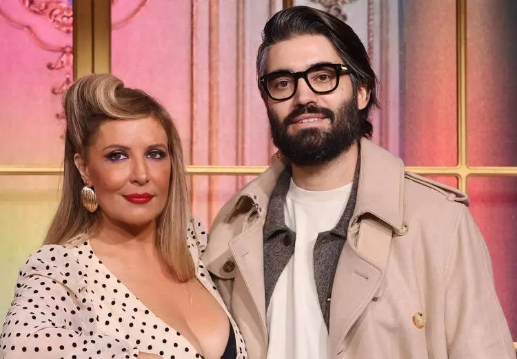 Tra guerre, crisi e rincari l’Italia ha finalmente qualcosa di serio su cui concentrarsi: il matrimonio della Lucarelli