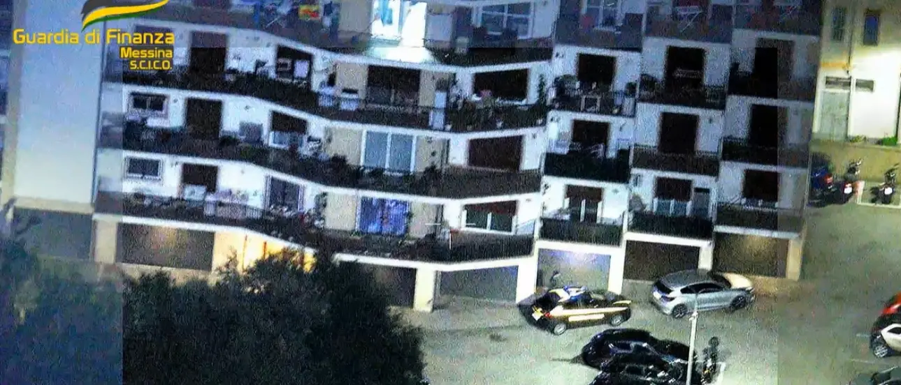 Scommesse sportive clandestine e riciclaggio: 22 arresti tra Calabria, Sicilia e Friuli. Sequestrati beni per 3 milioni di euro\n