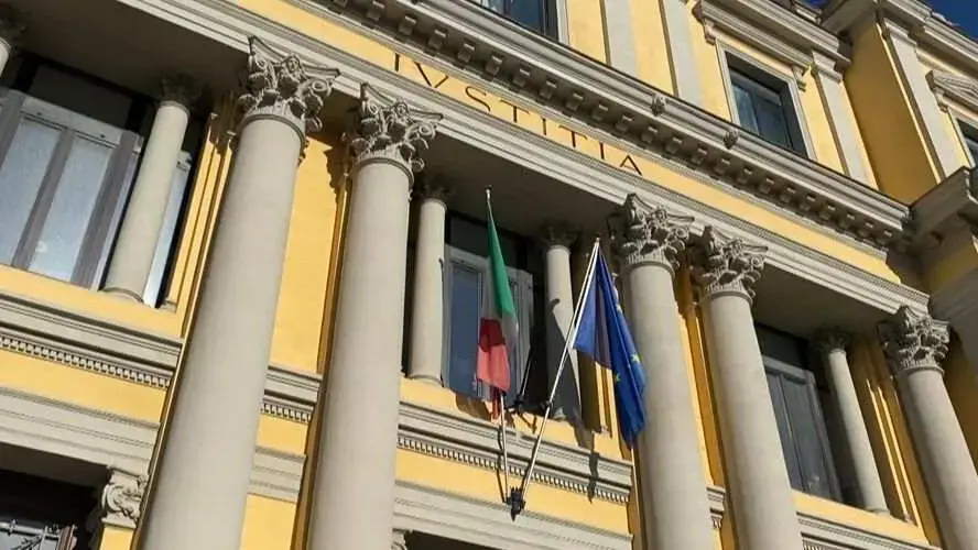 In carcere e poi ai domiciliari da innocente: lo Stato risarcisce dopo dieci anni un informatico di Rossano\n
