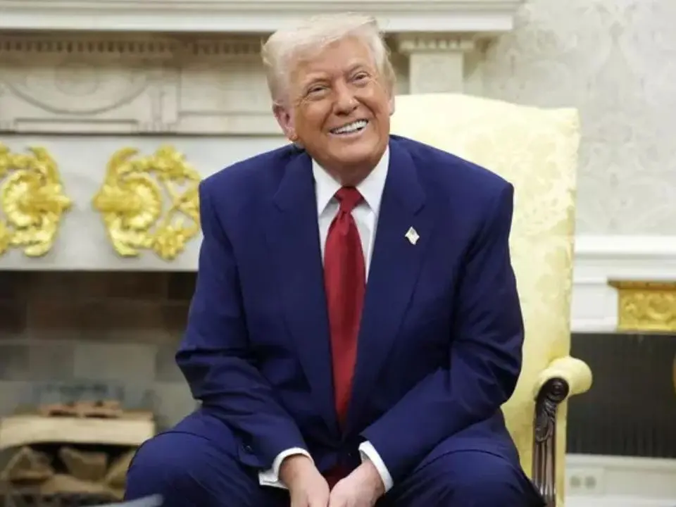 Scontro Stati Uniti-Cina, Trump impone superdazi del 104%