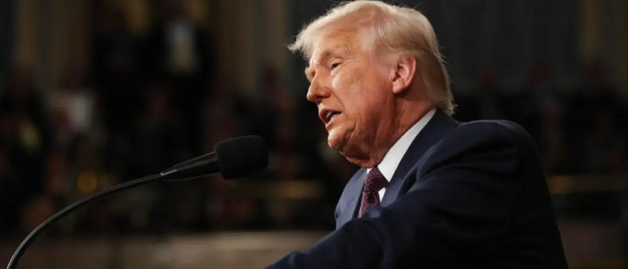 Dazi, Trump frena e congela tutto per 90 giorni: «Aumentano del 125% solo per la Cina»\n