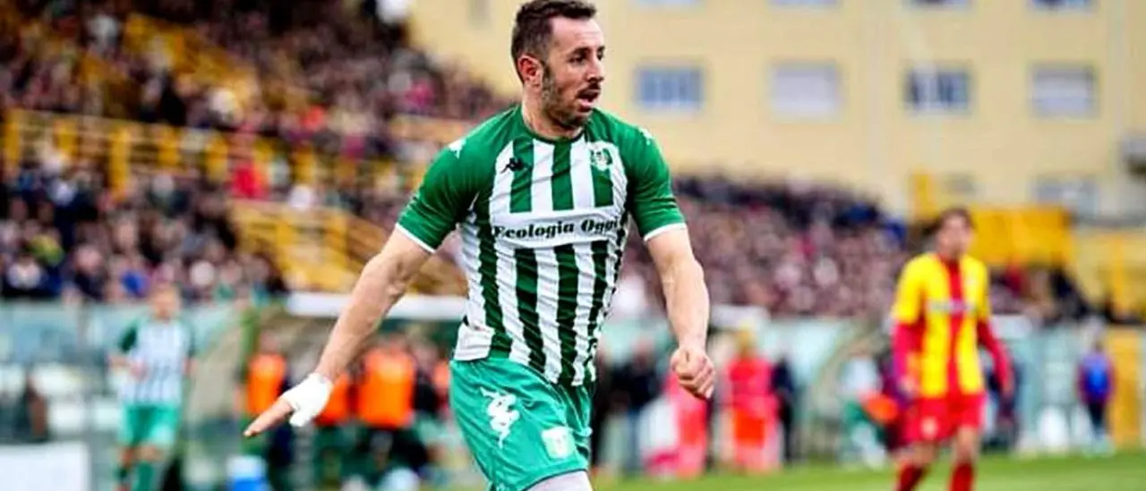 Alex Bernardi è il signore delle promozioni, con la Vigor Lamezia l’ottava in carriera: «Ci siamo presi una rivincita»\n