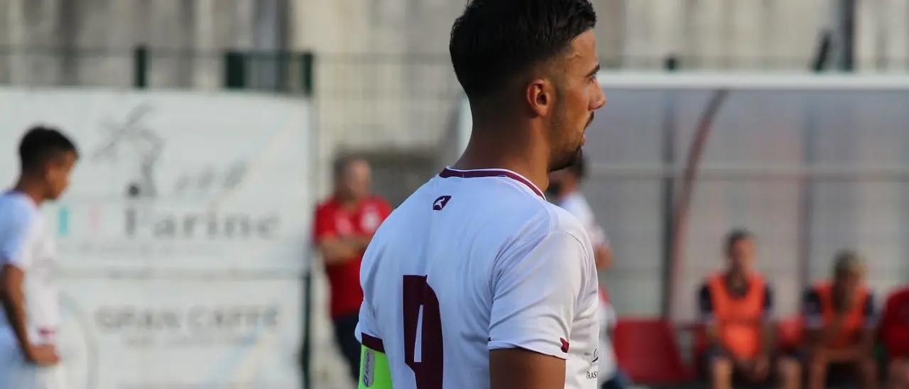 Promozione B, la Virtus Rosarno a 3 punti dall'Eccellenza. Corrao: «C'è aria di festa, ma teniamo i piedi per terra»