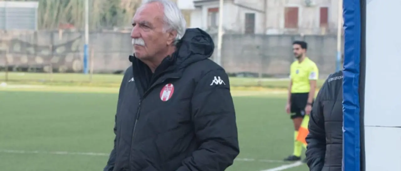 Eccellenza, il ds Pietro Alberti dice addio al Rende: «Un'annata storta che abbiamo cercato di raddrizzare in ogni modo»